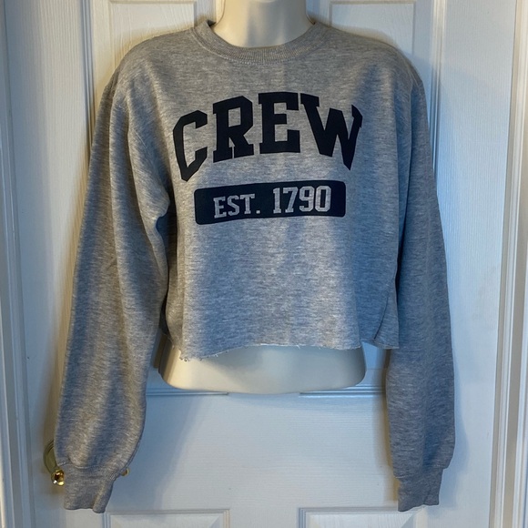 Gray cropped sweatshirt - Picture 2 of 4